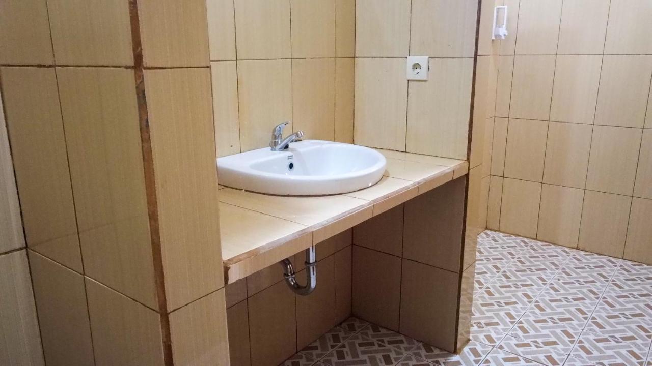 Апартаменты Bale Kembang Kuning Тетебату Экстерьер фото